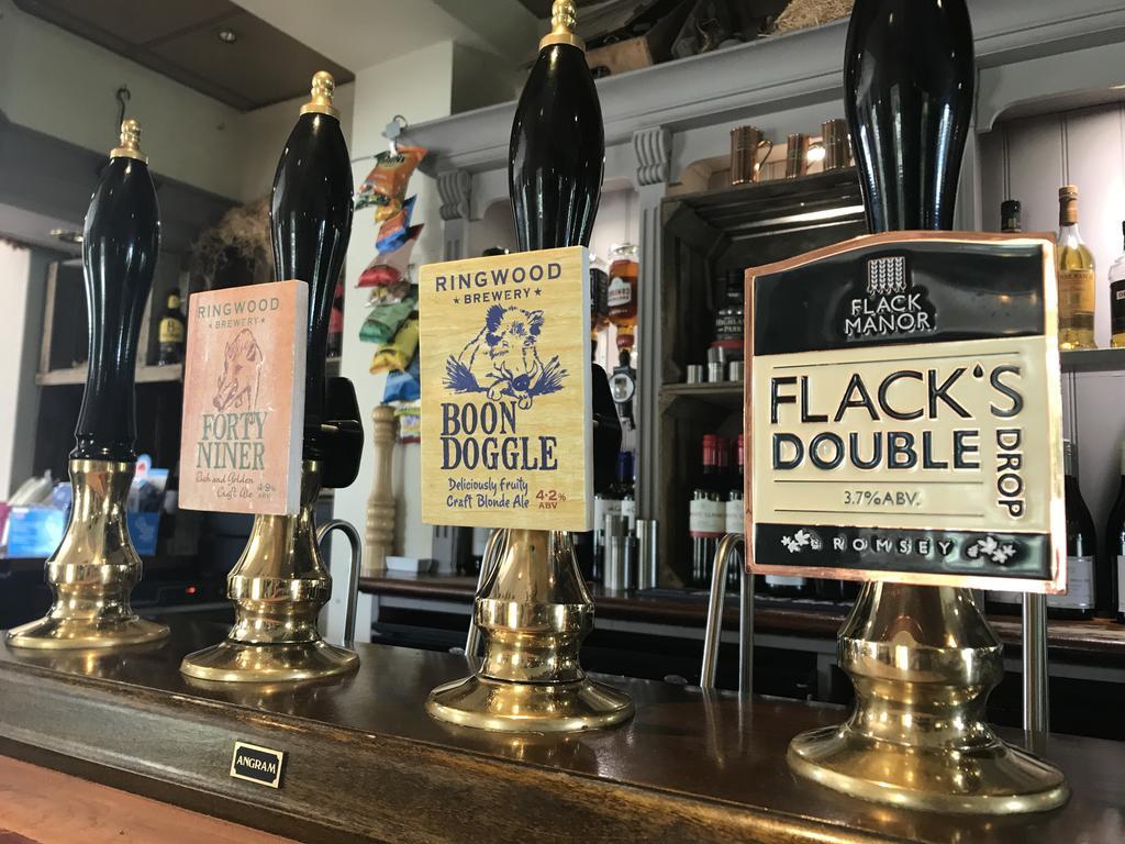 The Mortimer Arms (Adults Only) رومسي المظهر الخارجي الصورة