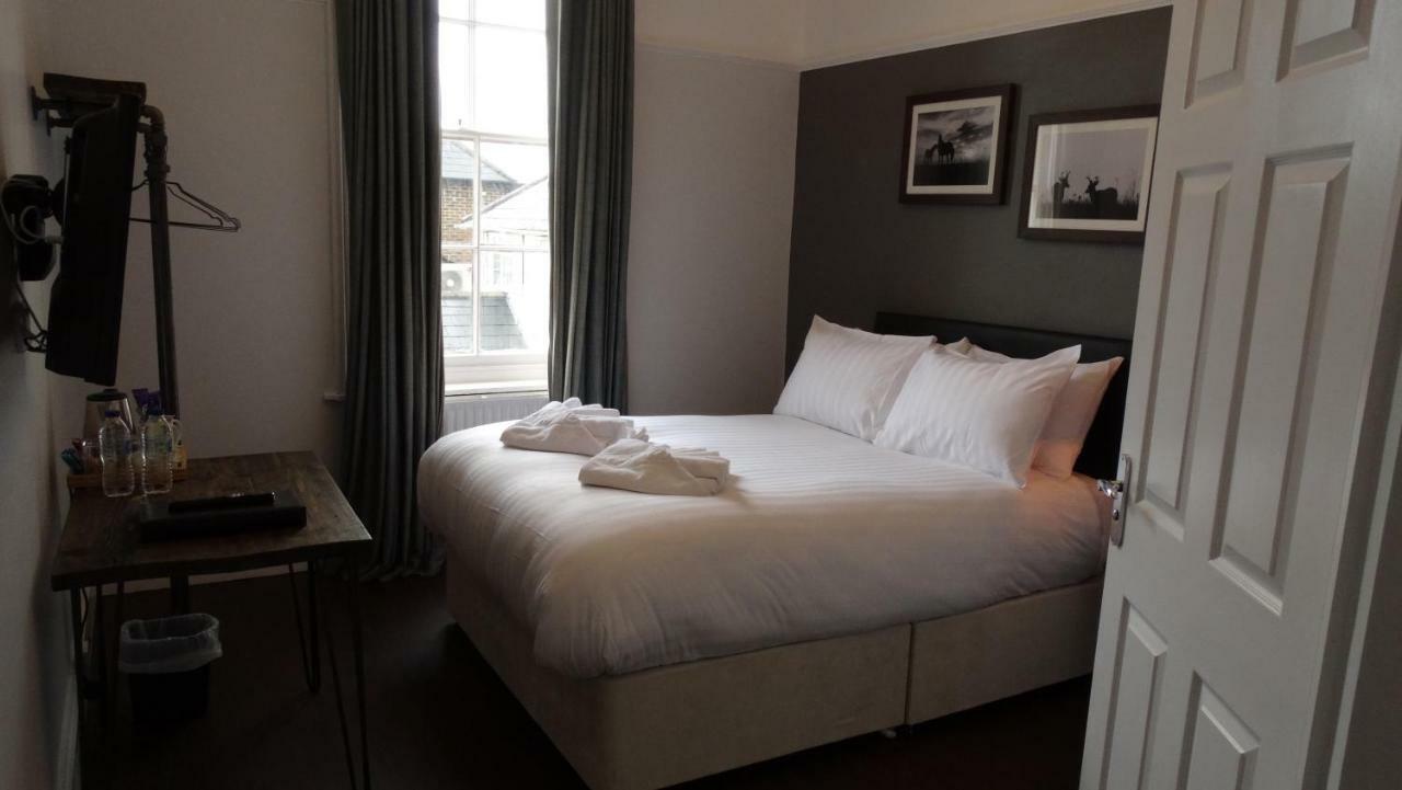 The Mortimer Arms (Adults Only) رومسي المظهر الخارجي الصورة